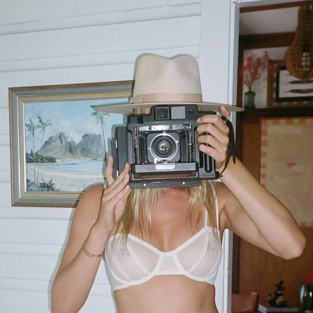 Lack of color IVORY RANCHER hat